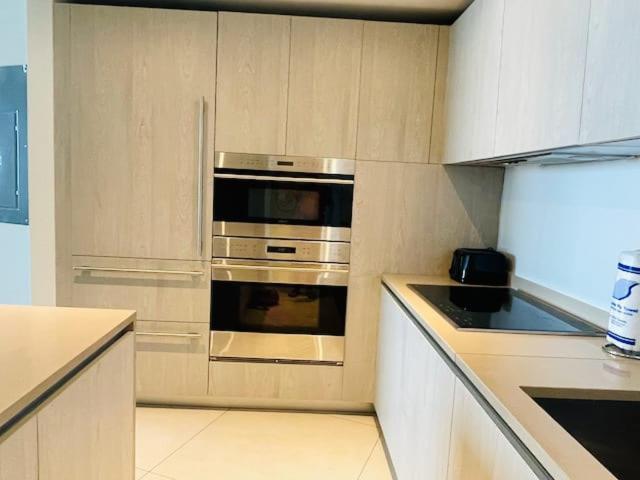 Stay At The Top With Amazing Views By Rent4Us Hollywood Dış mekan fotoğraf